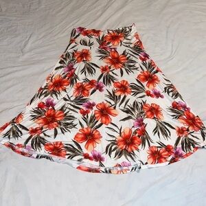 Lock & Love White Floral A-Line Skirt Medium **FINAL SALE $8****